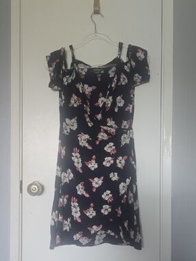 Angie Black Floral Cold-Shoulder Midi Dress with Pink and White Blooms